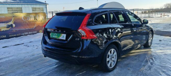 Volvo V60 2.0 D3 5-Cylindrów Lift Led Navi Skóra Parktronik Płock - zdjęcie 3