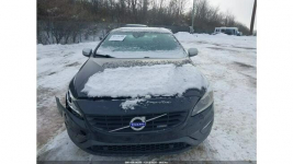 Volvo S60 / 4x4 / Niski przebieg / Tarnów - zdjęcie 3