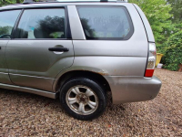 Subaru forster 2006, automat, na chodzie lekko uszkodzony Wiązowna - zdjęcie 2