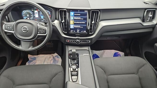 Volvo XC 60 B4 B Momentum Pro aut ! Z Polskiego Salonu ! Faktura Vat ! Warszawa - zdjęcie 12