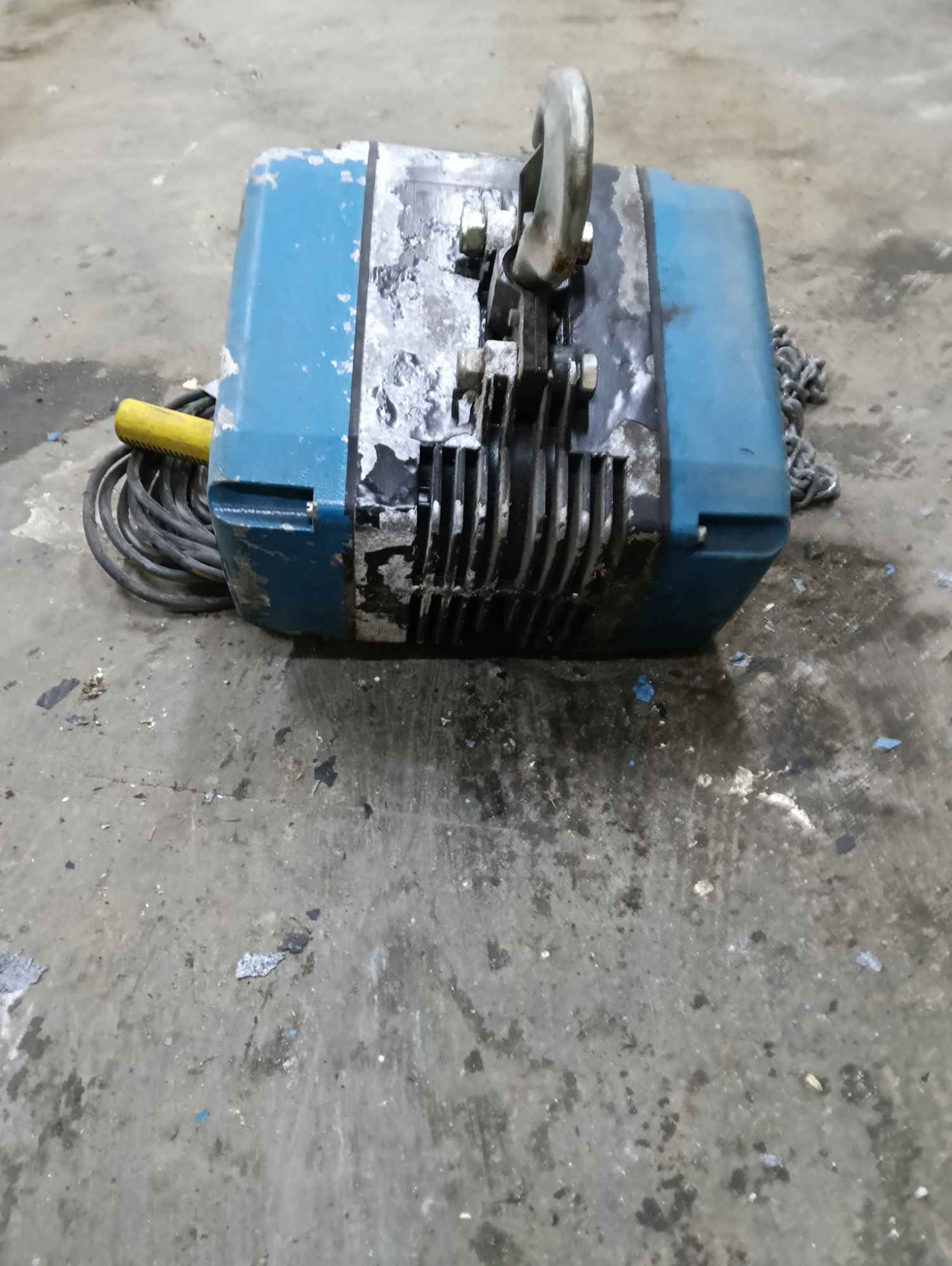 Wciągarka łańcuchowa elektryczna Jerka - zdjęcie 3