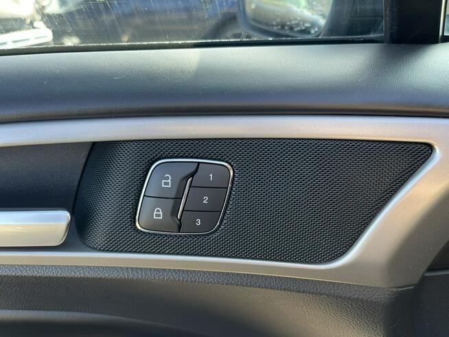 Ford Mondeo Salon PL Vignale Skóra Automat Pamięć Kamera Wentylacja Gliwice - zdjęcie 12