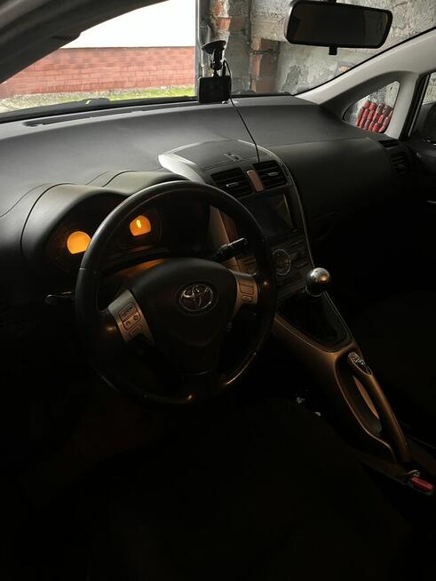 Toyota Auris Kalisz - zdjęcie 4