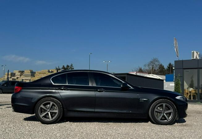 BMW 535 Aktywny tempomat / Key less / Masaże / Szyberdach / FV marża Michałowice - zdjęcie 3