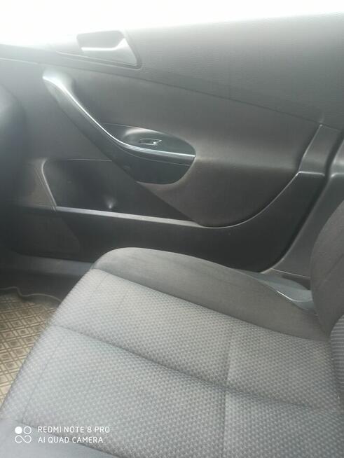 Sprzedam Volkswagena passata b6 Karwowo - zdjęcie 8