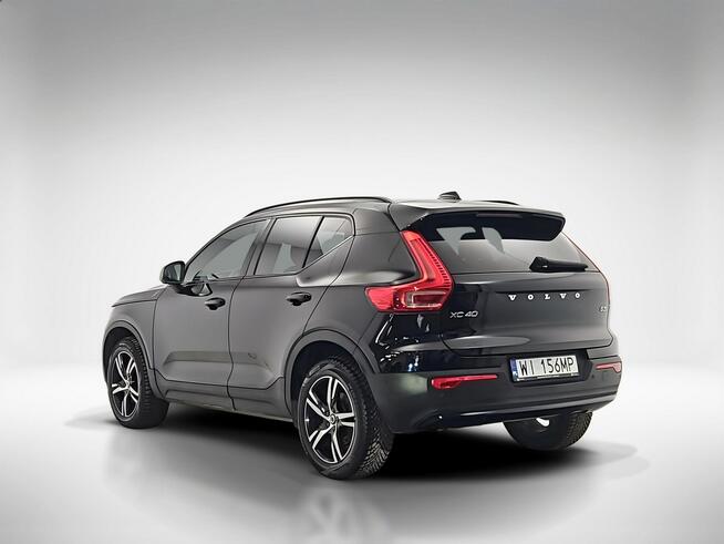 Volvo XC 40 XC40 B3 Plus Dark aut ! Z Polskiego Salonu ! Faktura VAT ! Warszawa - zdjęcie 3