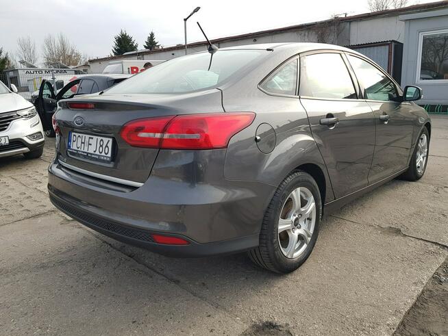 Ford Focus 1,5 TDCi Sedan Salon Polska Klima Zarejestrowany Gwarancja Włocławek - zdjęcie 5