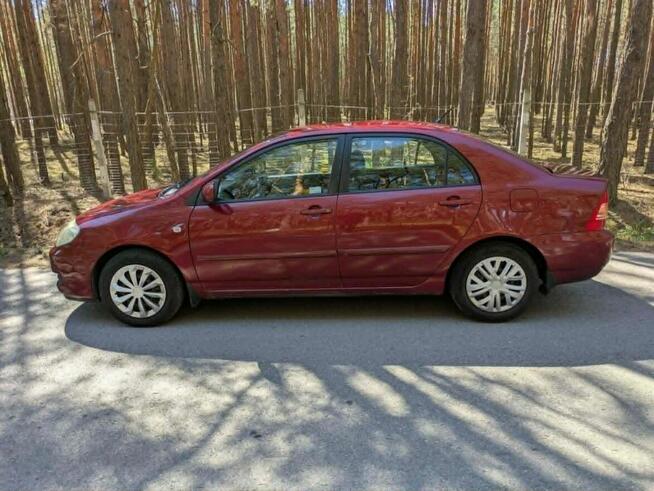 sprzedam samochód Toyota Corolla 2004 rok Stanisławów - zdjęcie 2