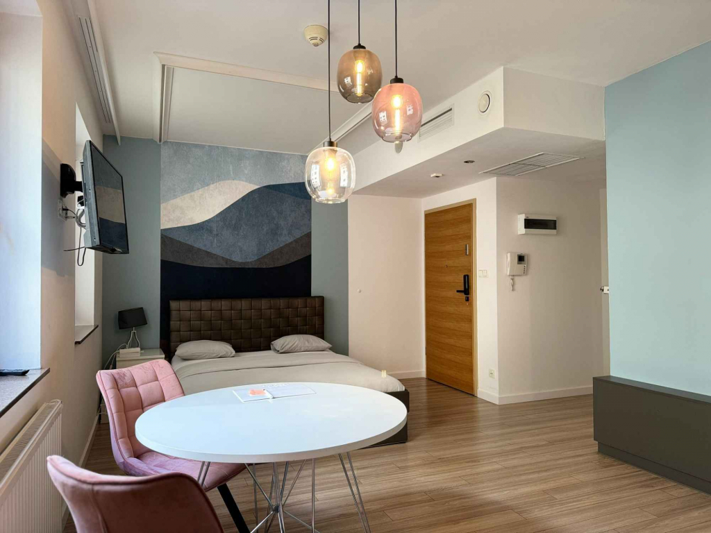 1pok, 30met, Okolice Oławskiej 2012/WINDA (Wrocław) Stare Miasto - zdjęcie 1