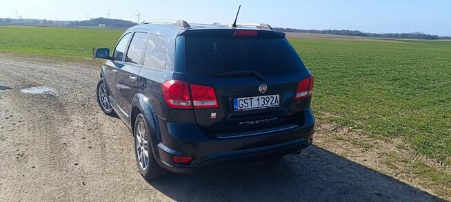 Fiat Freemont zadbany Koszalin - zdjęcie 11