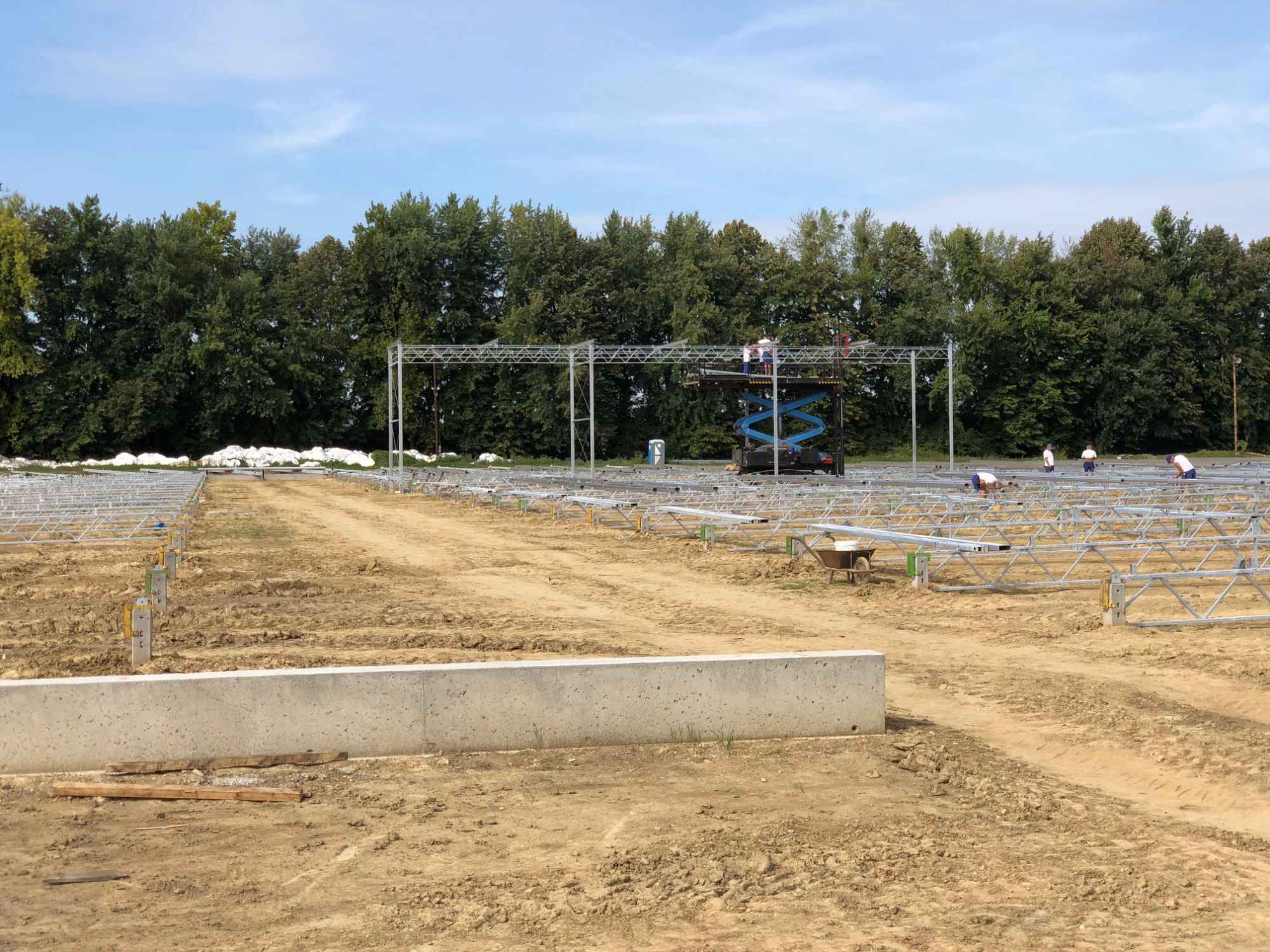 Praca przy montażu konstrukcji Sieradz - zdjęcie 1