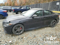 Alfa Romeo Giulia TI Sport AWD 2.0l Sękocin Nowy - zdjęcie 1