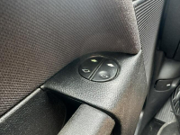 Ford fiesta MK6 1.3 Benzyna Klima Grzana przednia szyba Gostyń - zdjęcie 12
