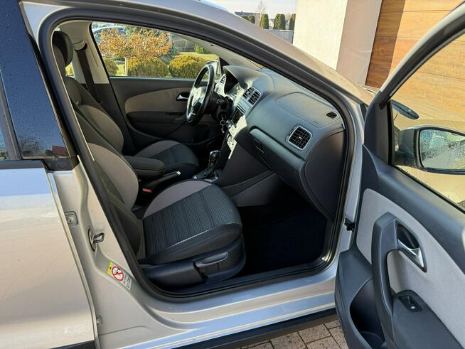 Volkswagen Polo Cross 11r. automat nawigacja bezwypadkowy ledy xenon Konradów - zdjęcie 8