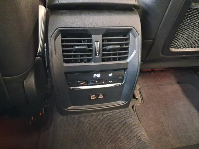 BMW 318 VAT 23% i Touring 2.0 156KM automat 2021 r., salon PL, I wł. Swarzędz - zdjęcie 11