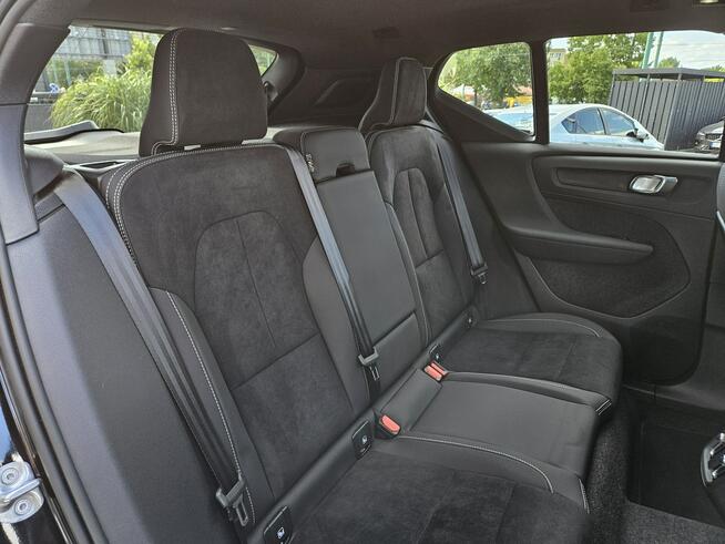 Volvo XC 40 B3 Black Edition Ultra *Gwarancja*FV23% Tychy - zdjęcie 9