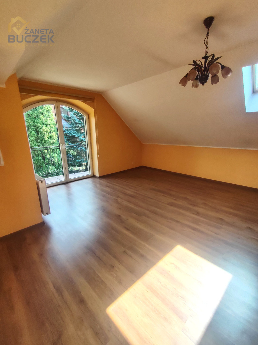 Dom jednorodzinny w centrum - ul. Staszica Sochaczew - zdjęcie 4