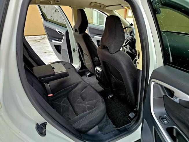 Volvo XC 60 Bezwypadek Piękny Zagnańsk - zdjęcie 12