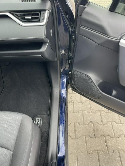 Toyota RAV-4 4x4 Kamera Podgrzewanie Aktywny tempomat Gliwice - zdjęcie 6
