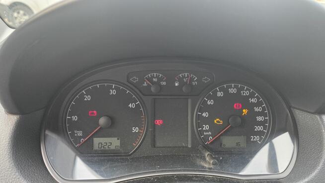 VW Polo 2004 na części, na chodzie, odpala i jeździ Gorzów Wielkopolski - zdjęcie 4