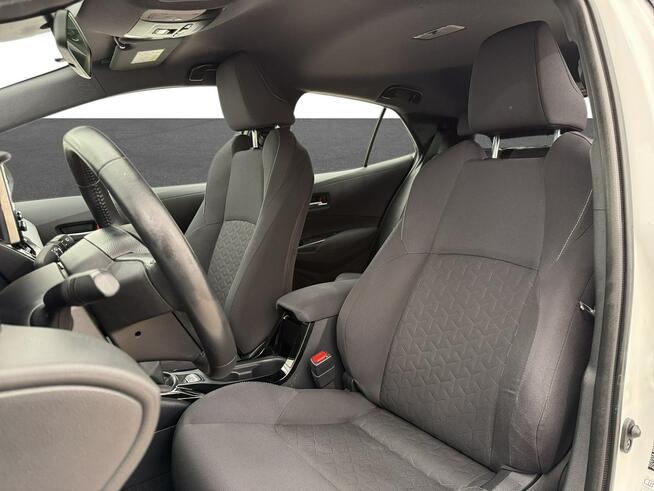 Toyota Corolla 1.2 T Comfort Hatchback Warszawa - zdjęcie 10