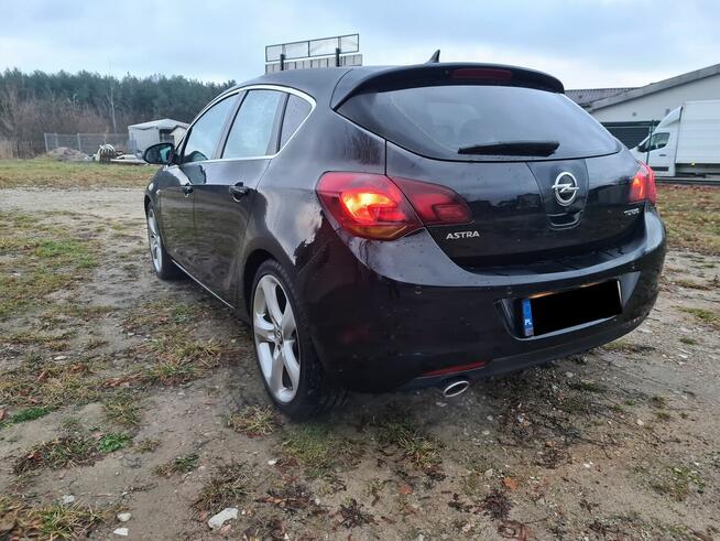 Opel Astra J 1,6 benzyna 180KM Bezwypadkowy Olsztyn - zdjęcie 5