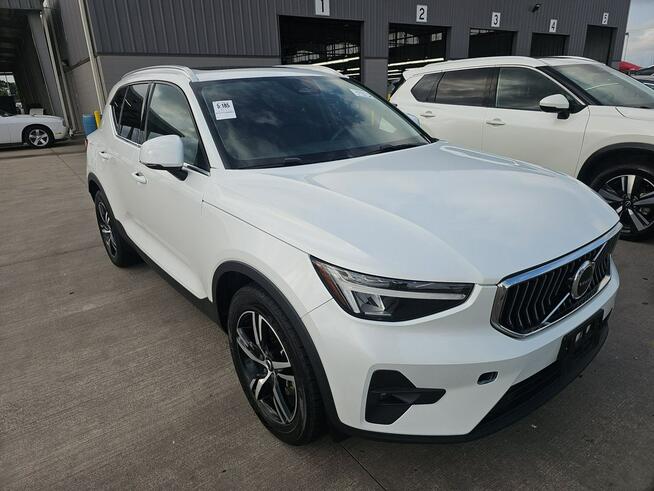 Volvo XC 40 Bogata wersja wyposażenia / AWD / B5 / niski przebieg Chwaszczyno - zdjęcie 1