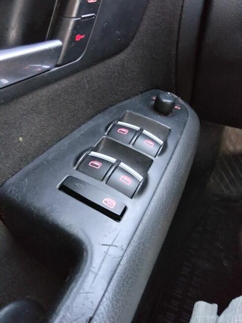 Sprzedam/Zamienię Audi a4 B6 Kraków - zdjęcie 8