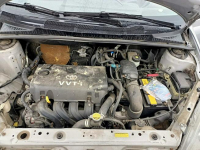 Toyota Yaris 1.3 00r Tarnów - zdjęcie 8