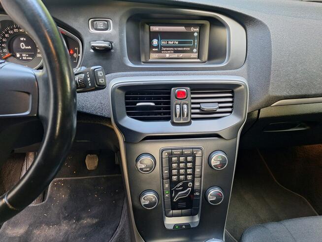 Volvo V40 T2  Kinetic Siewierz - zdjęcie 12