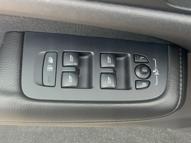 Volvo V60 D4 Momentum Pro! Z Polskiego Salonu! Faktura VAT! Warszawa - zdjęcie 11