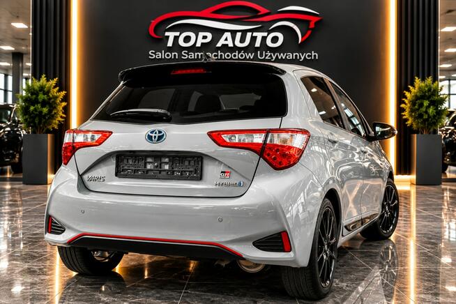 TOYOTA YARIS HYBRYD GR Sport 22 tys km Ledy GR Racing Warszawa - zdjęcie 11