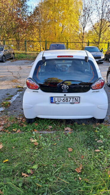 sprzedam samochód toyota aygo Lublin - zdjęcie 2