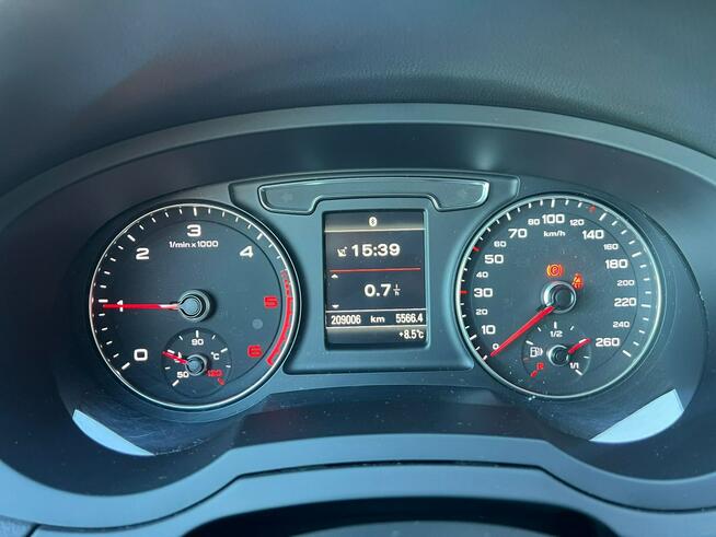 Audi Q3 2018 2.0 Tdi Karolinki - zdjęcie 8