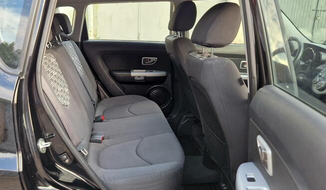 Kia Soul 2011 benzyna 1.6 Puławy - zdjęcie 4