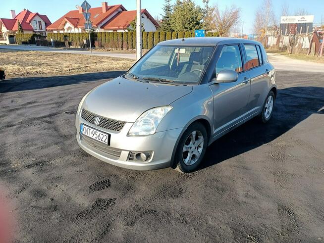 Suzuki Swift 1.3TD 69km 07r Tarnów - zdjęcie 2
