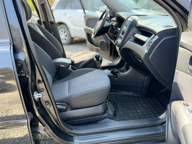 Kia Sportage 2.0i lpg klimatyzacja hak 4x4 bez rdzy Łodygowice - zdjęcie 10