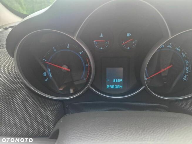 Chevrolet Cruze Ruda Śląska - zdjęcie 10