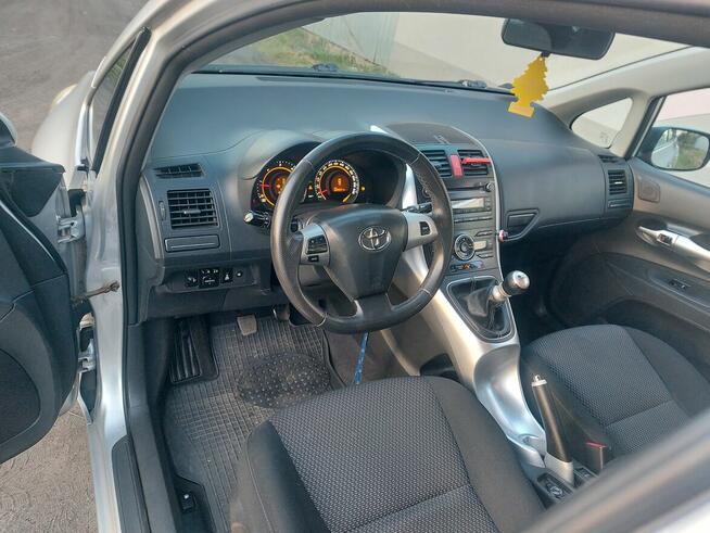 Auris 2010r. Żychlin - zdjęcie 4