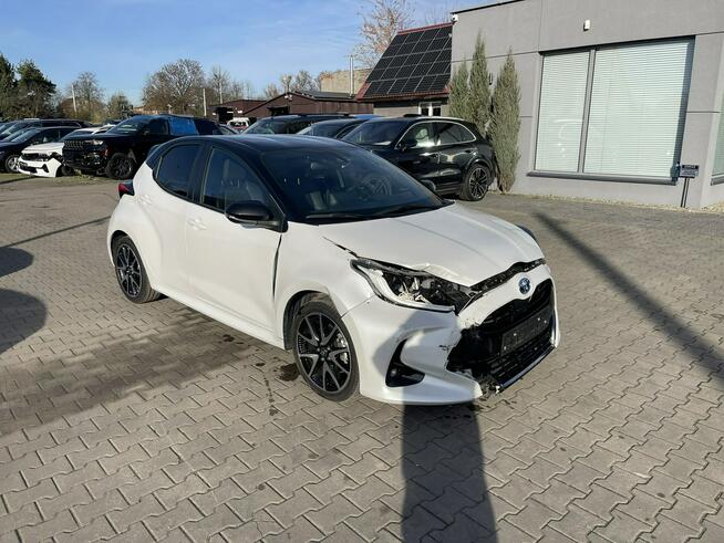 Toyota Yaris Hybryda Automat Klimatronik Kamera Podgrzewanie 116KM Gliwice - zdjęcie 5