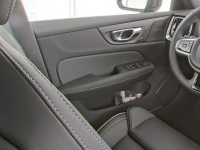 Volvo V60 B4(B) Plus Dark Tychy - zdjęcie 12