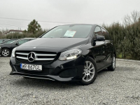 Mercedes B 180