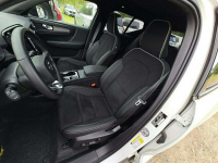 Volvo XC 40 Dark Theme / AWD / niski przebieg Tarnów - zdjęcie 6