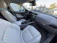 Jaguar F-PACE 3.0 D V6 | Stan BDB | 4X4 | Pyzdry - zdjęcie 11