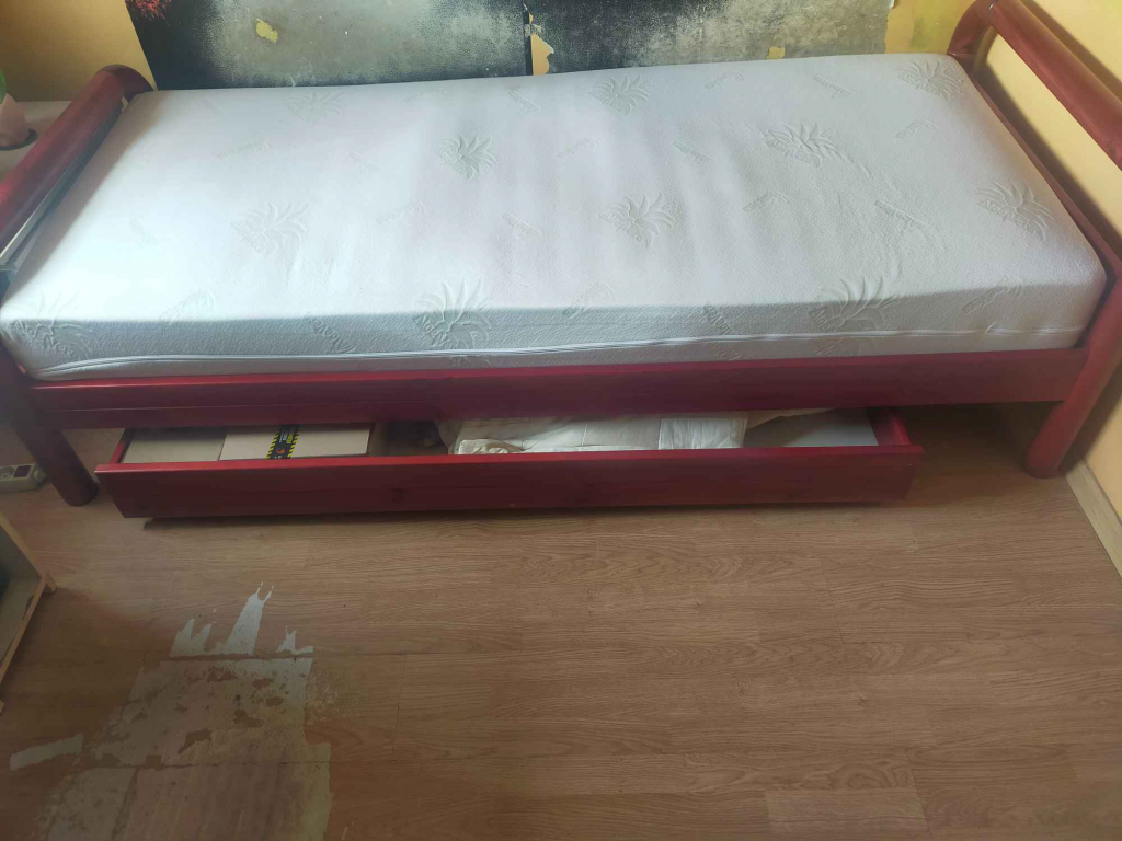 Łóżko Praga-Południe - zdjęcie 1