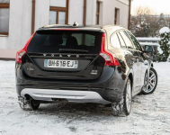Volvo V60 R-Design 2.0d D4 163KM 5 cylindrowy ! Manual ! Super Stan ! Zwoleń - zdjęcie 3