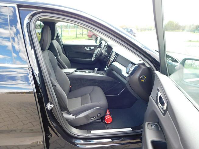 Volvo XC 60 z Gwarancją Bezwypadkowy 100% Żyrardów - zdjęcie 9