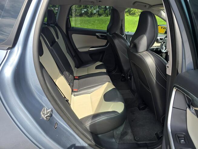 Volvo XC 60 Giżycko - zdjęcie 9