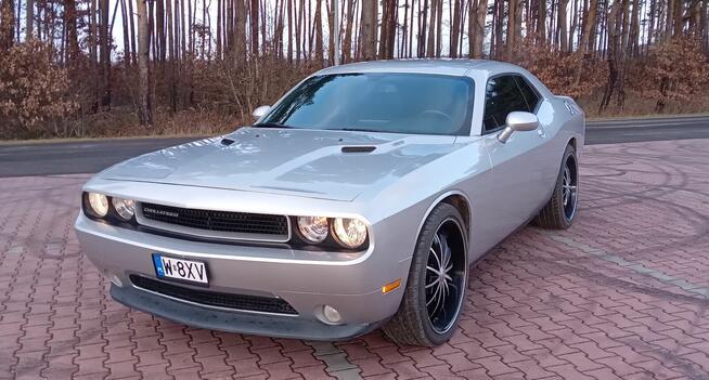 Dodge Challenger 5.7 V8 Hemi R/T Plus. Alu 22 cale. Kaliforn Wola Mrokowska - zdjęcie 12