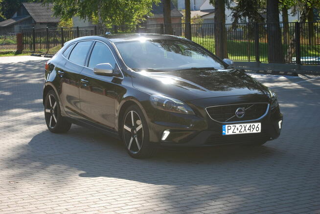 Volvo V40 II 2.0 D2 (120 KM) | Oryginalna wersja R-DESIGN | Rzeszów - zdjęcie 4